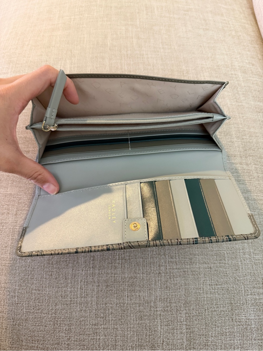 Radley London A Walk In The Park Large Leather Flapover Wallet - Picture 4 of 6